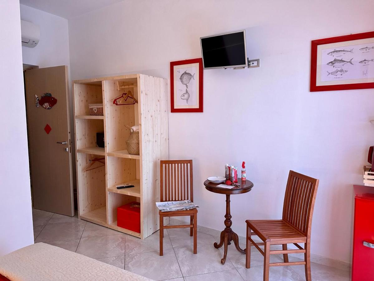 Casa Del Palombaro Hotell Le Grazie  Eksteriør bilde