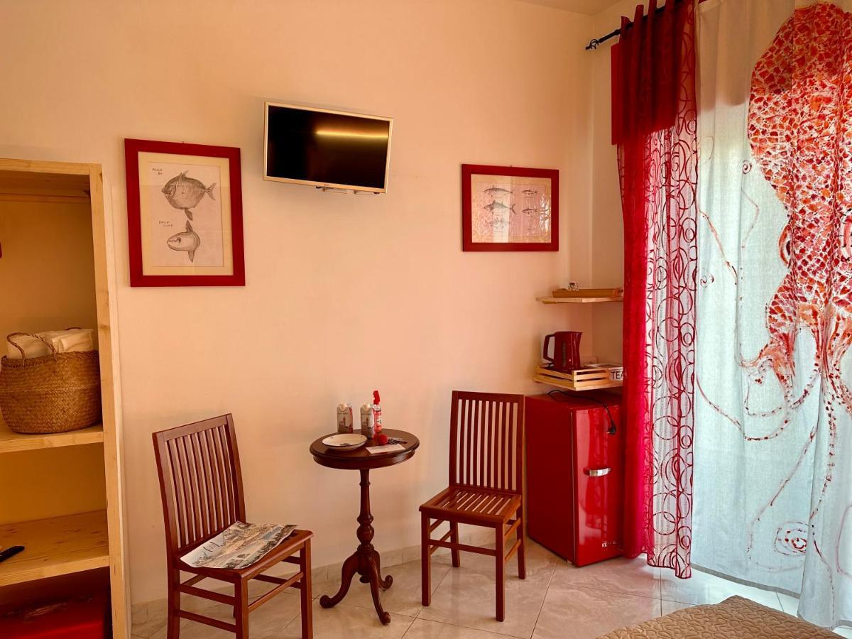 Casa Del Palombaro Hotell Le Grazie  Eksteriør bilde